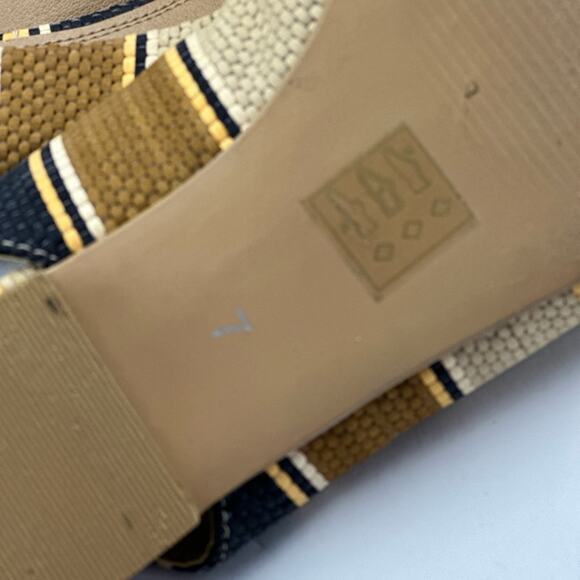 ASOS Black and Tan Striped Sandals - Picture 4 of 6